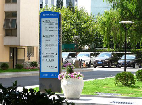 夏邑哪些因素影响宣传栏的制作？